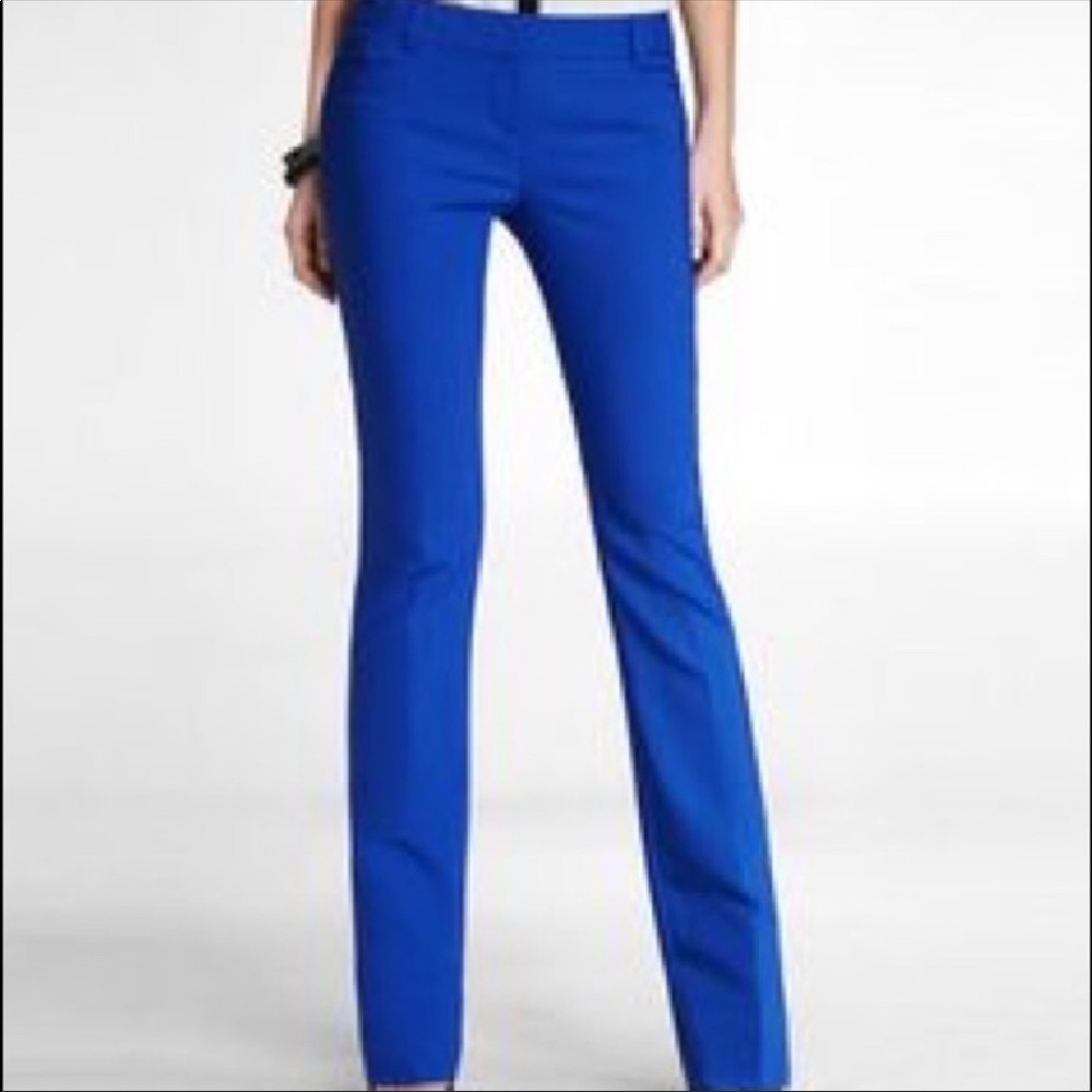 Express Columnist, barely boot